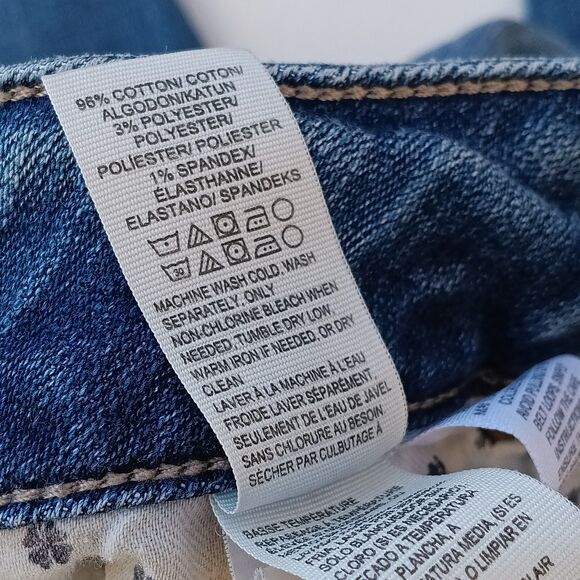 Lucky Brand Emma Crop Jeans-Size 16W-Whiskering-High Rise-Curvy Fit-Minimal - Picture 9 of 9